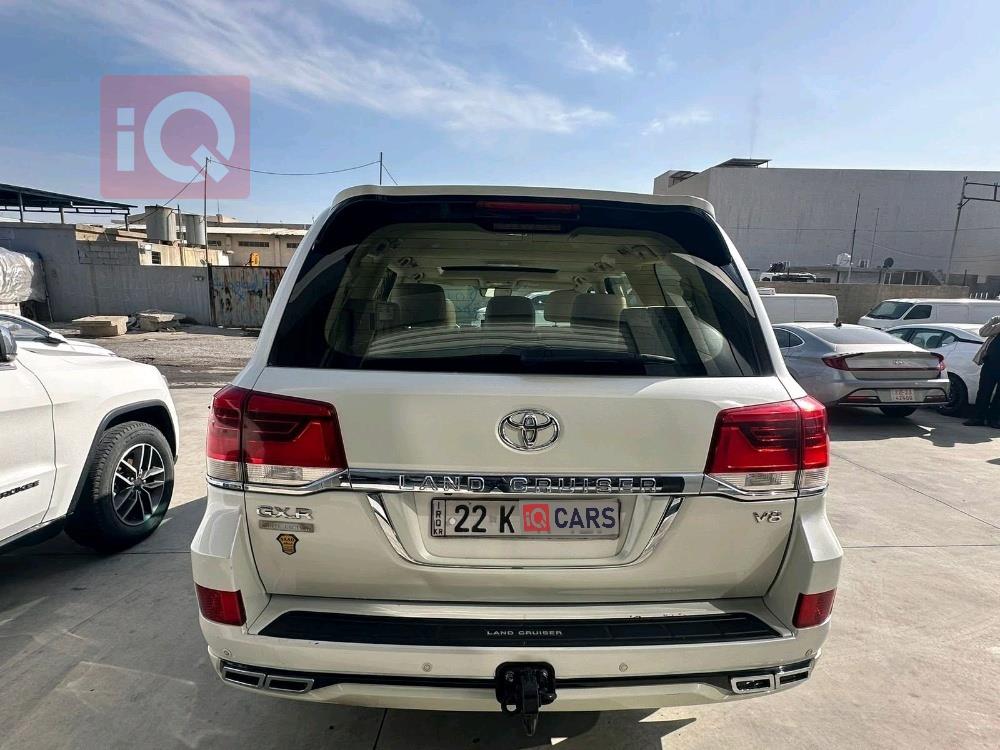 تويوتا لاندكروزر